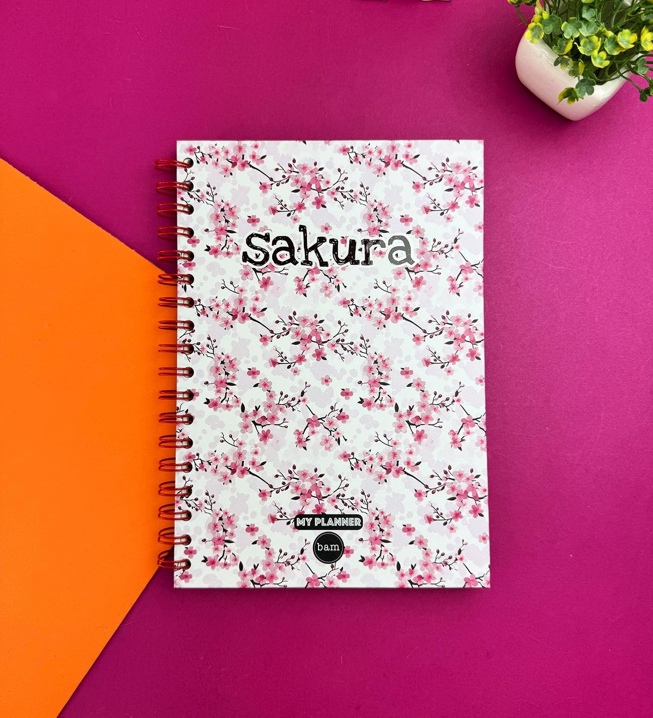 Kırmızı Sakura Tasarımlı Konuşan Ajanda Yıllık Planlayıcı